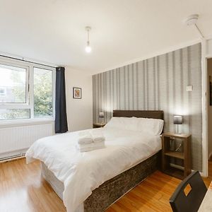 Camera con letto king size